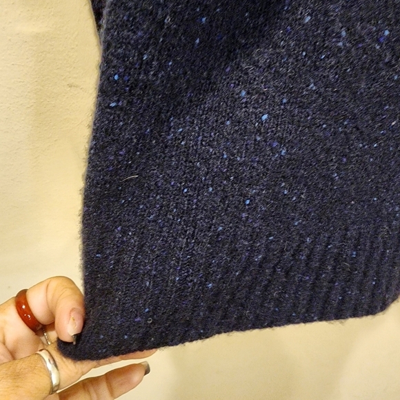 J. CREW navy Blue Cowl Neck 80% Lamb wool sweater size XS - Picture 7 of 9